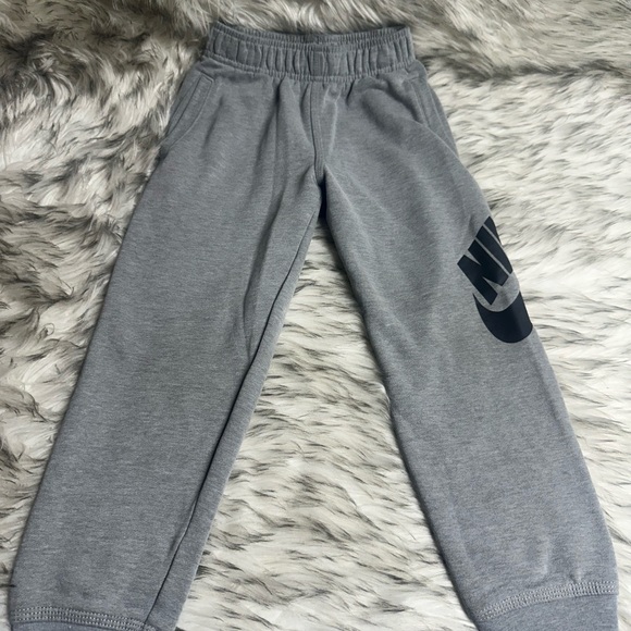 Nike bottoms boys nike sweatpants poshmark